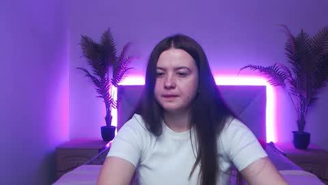 Snapshot of mavkacute chatting on November 21, 7:34 pm MavkaCute online show from November 21, 7:34 pm