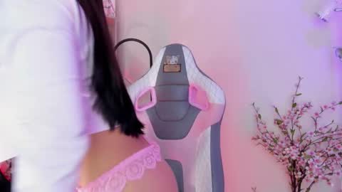 Snapshot of mavy_ chatting on February 25, 6:06 pm MAVY online show from February 25, 6:06 pm