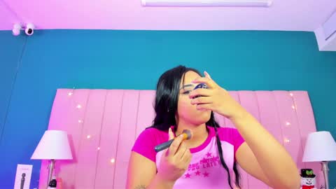 Snapshot of mavystar chatting on December 21, 11:55 am Mavy  online show from December 21, 11:55 am