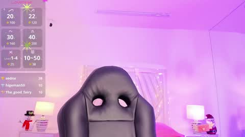 Snapshot of mavystar chatting on December 28, 2:42 pm Mavy  online show from December 28, 2:42 pm