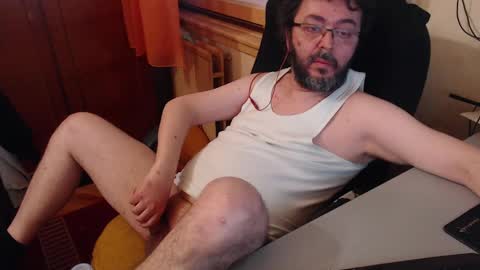 Max online show from March 9, 2:32 pm