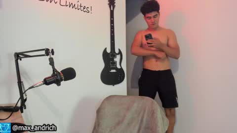 Max... online show from March 6, 2:52 am