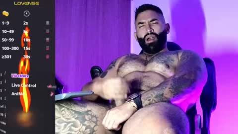 Snapshot of max__prada chatting on September 17, 1:51 am max__prada online show from September 17, 1:51 am