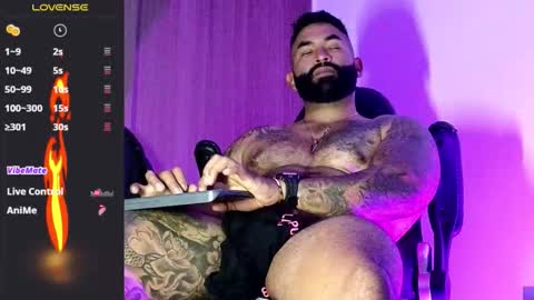 Snapshot of max__prada chatting on September 18, 2:35 am max__prada online show from September 18, 2:35 am