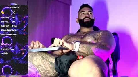 Snapshot of max__prada chatting on October 2, 2:18 am max__prada online show from October 2, 2:18 am