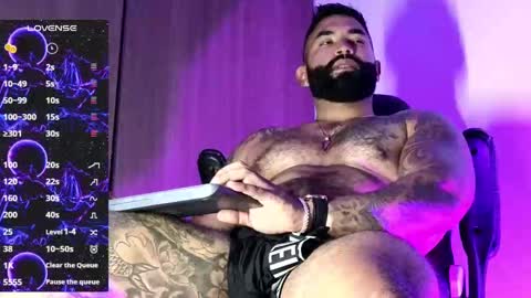 Snapshot of max__prada chatting on October 6, 1:36 am max__prada online show from October 6, 1:36 am