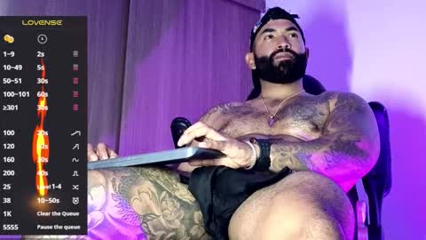 Snapshot of max__prada chatting on October 16, 1:17 am max__prada online show from October 16, 1:17 am