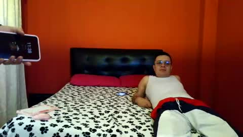 Snapshot of max_and_lilu2 chatting on July 29, 4:38 pm max and lilu2 online show from July 29, 4:38 pm