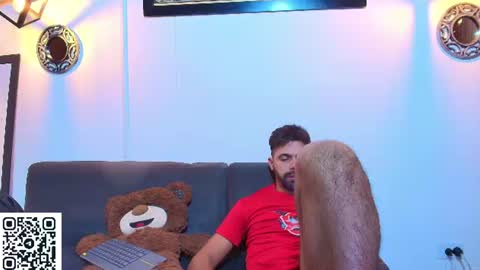 Snapshot of max_ashley_mds chatting on June 17, 1:34 pm Max Ashley online show from June 17, 1:34 pm