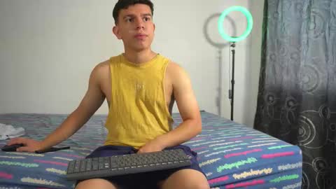 Max online show from November 24, 2:17 pm