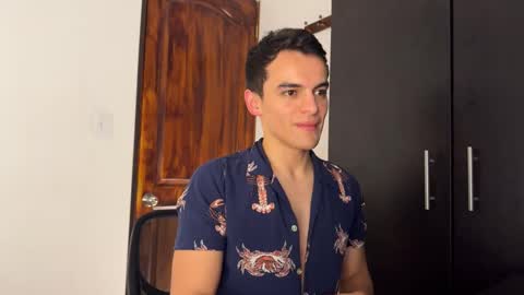 Max Lancaster online show from December 24, 10:17 pm