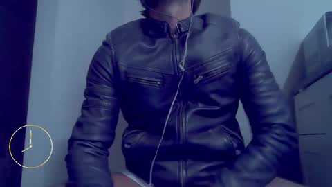 Snapshot of max_original chatting on December 24, 4:44 am Future Max online show from December 24, 4:44 am