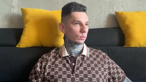    online show from December 21, 5:25 am