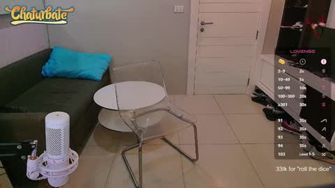 Snapshot of max_russell chatting on December 26, 2:37 pm Former Porn Star online show from December 26, 2:37 pm