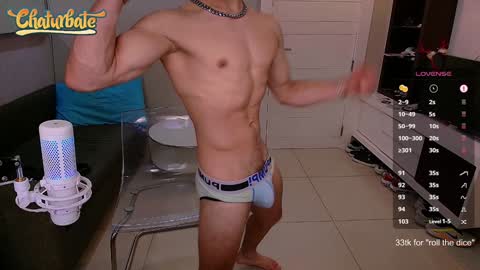 Snapshot of max_russell chatting on December 27, 2:01 pm Former Porn Star online show from December 27, 2:01 pm