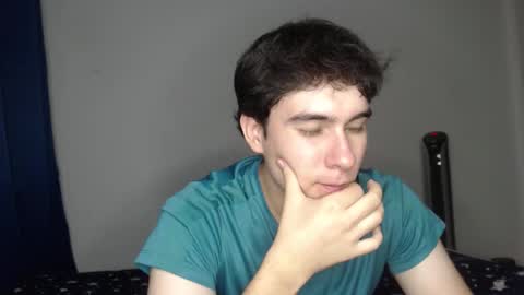 Snapshot of max_snow1616 chatting on October 1, 2:39 am max_snow1616 online show from October 1, 2:39 am