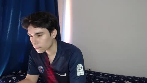 Snapshot of max_snow1616 chatting on October 5, 4:27 pm max_snow1616 online show from October 5, 4:27 pm