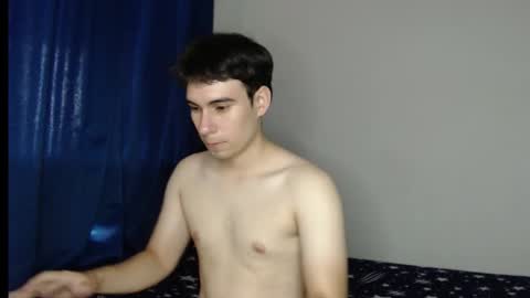 Snapshot of max_snow1616 chatting on October 11, 3:32 pm max_snow1616 online show from October 11, 3:32 pm