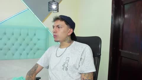 max_sstteel online show from April 8, 1:11 pm