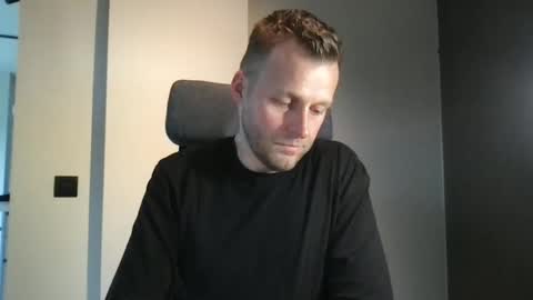 Max take off clothes online show from February 15, 12:58 pm