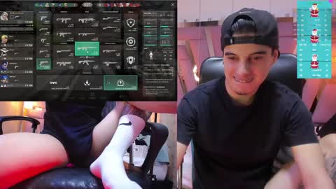 Snapshot of maxbenetti chatting on December 15, 10:58 pm Maximiliano online show from December 15, 10:58 pm