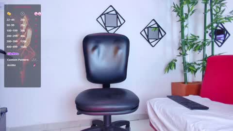 Snapshot of maxbenetti chatting on January 25, 9:04 pm Maximiliano online show from January 25, 9:04 pm