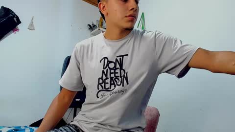 Max online show from December 31, 5:22 am