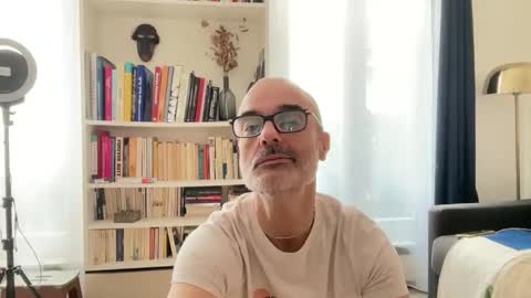 Max Mikado online show from March 23, 1:26 pm