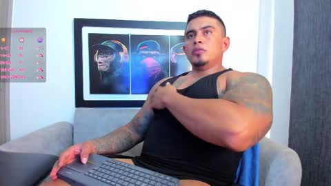 Snapshot of maxcarther chatting on May 18, 10:04 pm Maxcarther online show from May 18, 10:04 pm