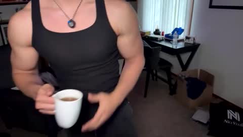 maxednat online show from May 6, 11:32 pm