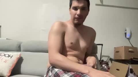 Snapshot of maxfreaky407284 chatting on April 26, 7:50 am perezcouple online show from April 26, 7:50 am