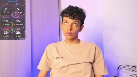 Max  online show from March 9, 11:42 pm