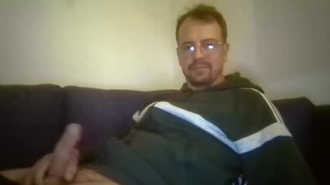 maxhorn591 online show from May 10, 10:26 pm