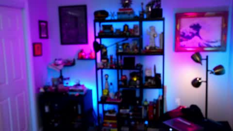 Snapshot of maxhughes chatting on May 25, 1:11 am Max Hughes online show from May 25, 1:11 am