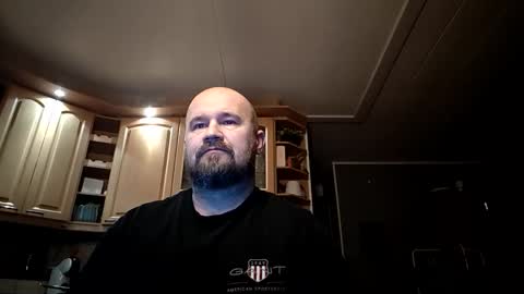 Snapshot of maxhunter chatting on October 8, 4:26 pm maxhunter online show from October 8, 4:26 pm