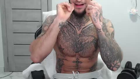 Maximus Fox online show from March 3, 9:04 am