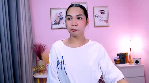 maxie greyson online show from February 24, 6:38 am