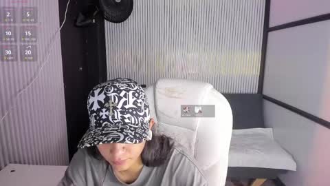 Snapshot of maxigarcia_ chatting on May 12, 11:46 pm Maxi online show from May 12, 11:46 pm