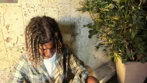 maxim online show from March 8, 3:17 am