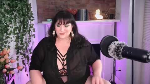 Snapshot of maximarilith chatting on September 28, 5:07 pm Maxi Marilith online show from September 28, 5:07 pm