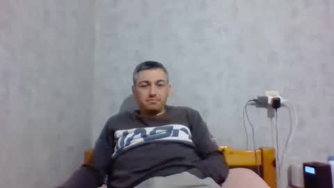 Snapshot of maximefrxx chatting on February 7, 10:41 pm Maxime online show from February 7, 10:41 pm