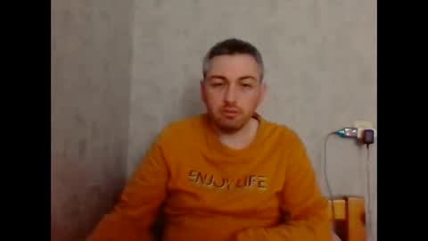 Snapshot of maximefrxx chatting on February 9, 2:29 pm Maxime online show from February 9, 2:29 pm