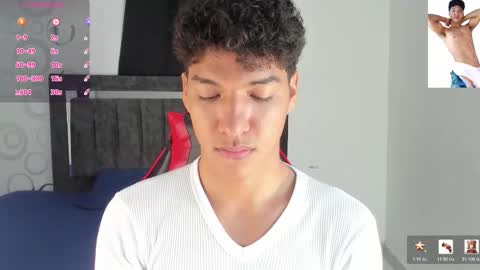 Maximiliano online show from February 24, 7:45 pm