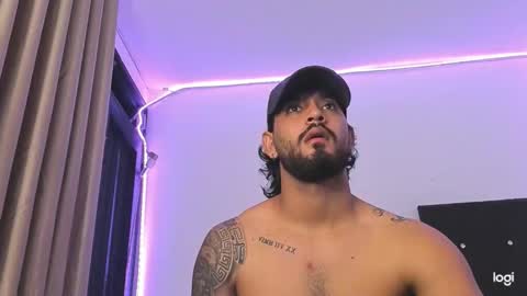 Maximo online show from December 19, 11:01 pm