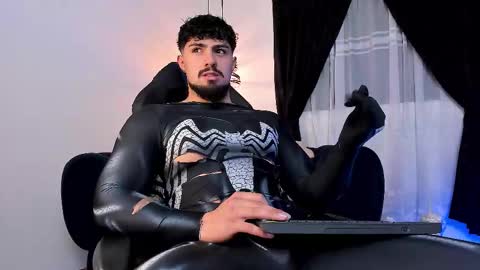 Snapshot of maximo_rodriguez chatting on September 20, 5:52 am Maximo online show from September 20, 5:52 am