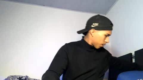 Maximo Aron Vega online show from March 10, 7:21 am