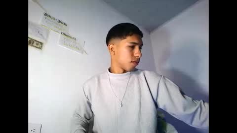 Maximo Aron Vega online show from March 8, 6:01 pm