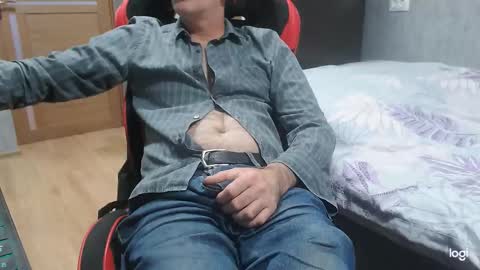 maximus3334 online show from October 16, 11:22 am