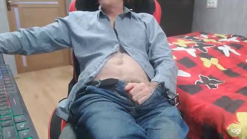 maximus3334 online show from October 30, 11:55 am