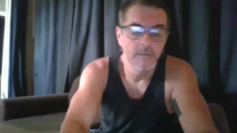 Snapshot of maximus_oreally chatting on March 10, 11:38 pm Max online show from March 10, 11:38 pm